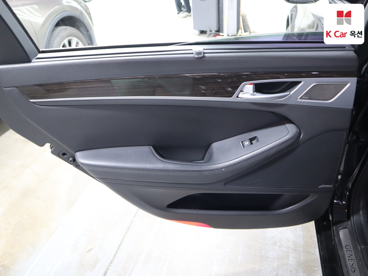 Genesis G80 - 21