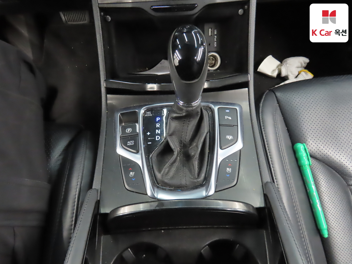 Hyundai AZERA - 16