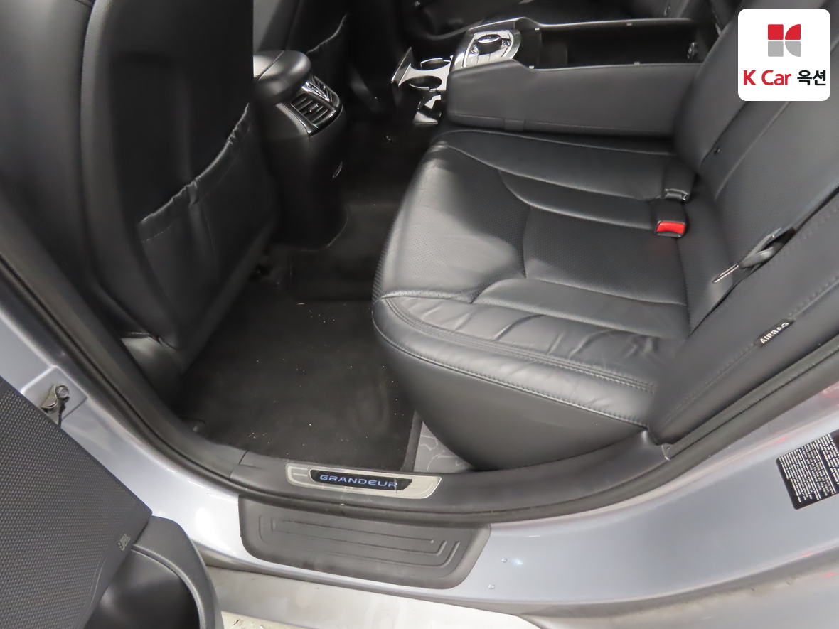 Hyundai AZERA - 23