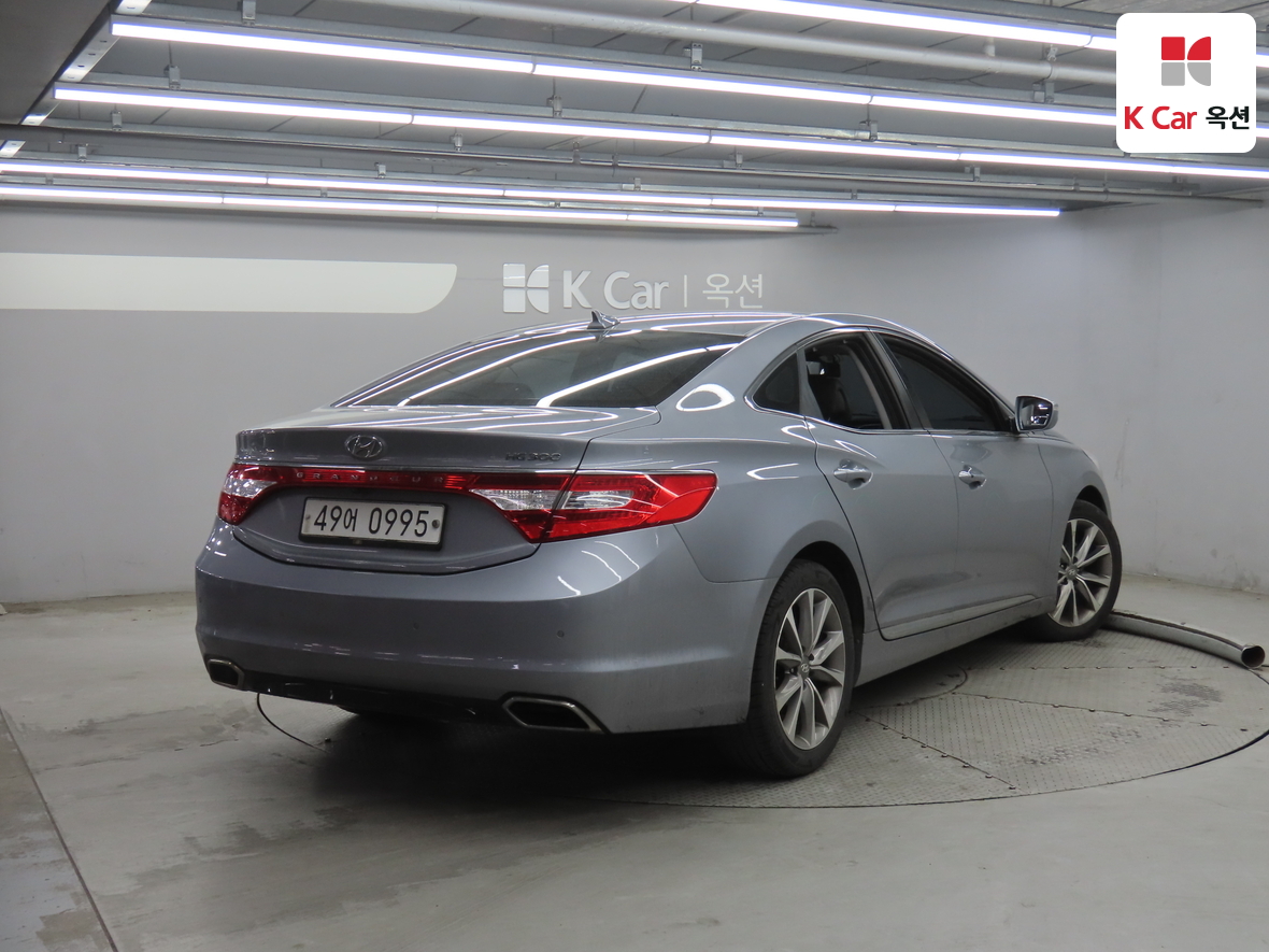 Hyundai AZERA - 2