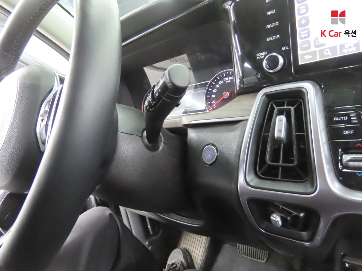 Kia Sorento - 11