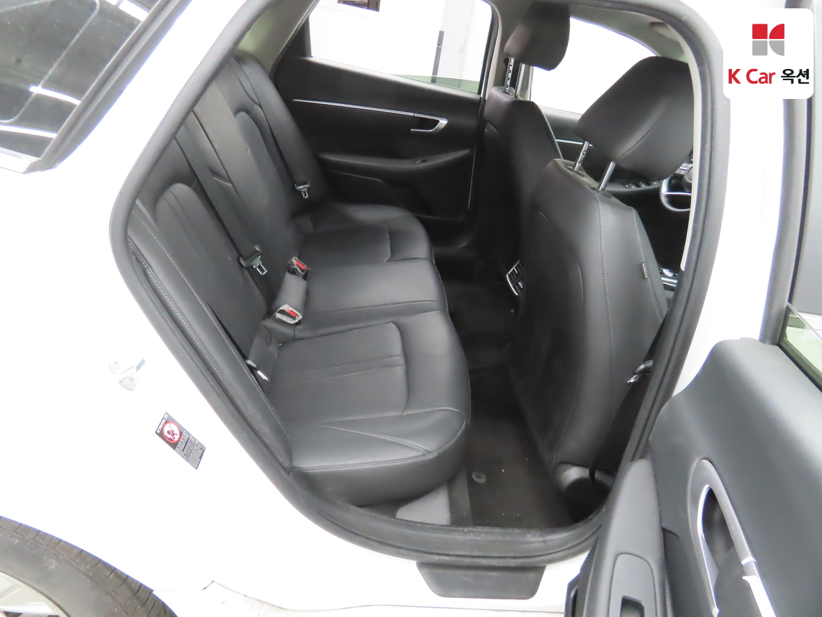 Hyundai Sonata - 27