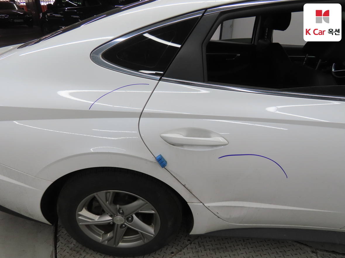 Hyundai Sonata - 40