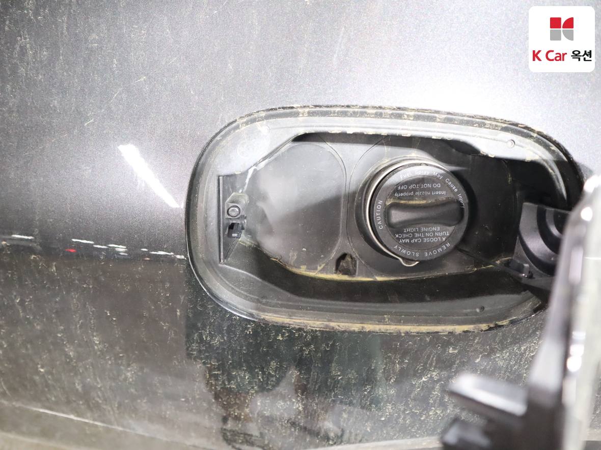 مرسيدس بنز إي كلاس 2021 - صورة 25