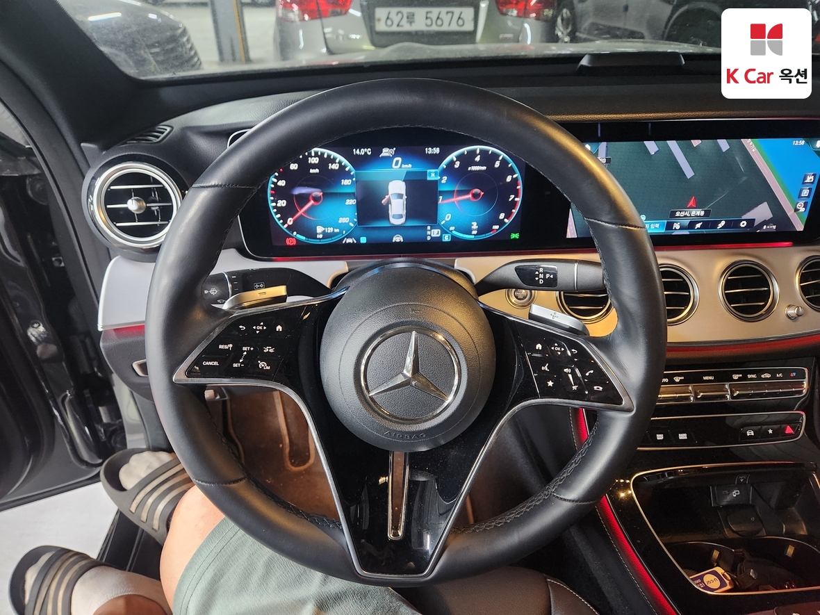 مرسيدس بنز إي كلاس 2021 - صورة 10