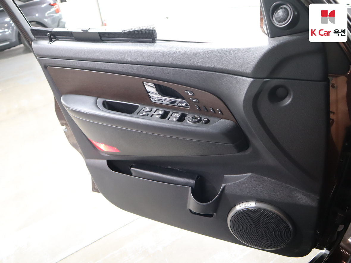 KG Mobility Rexton 2014 - Image 8