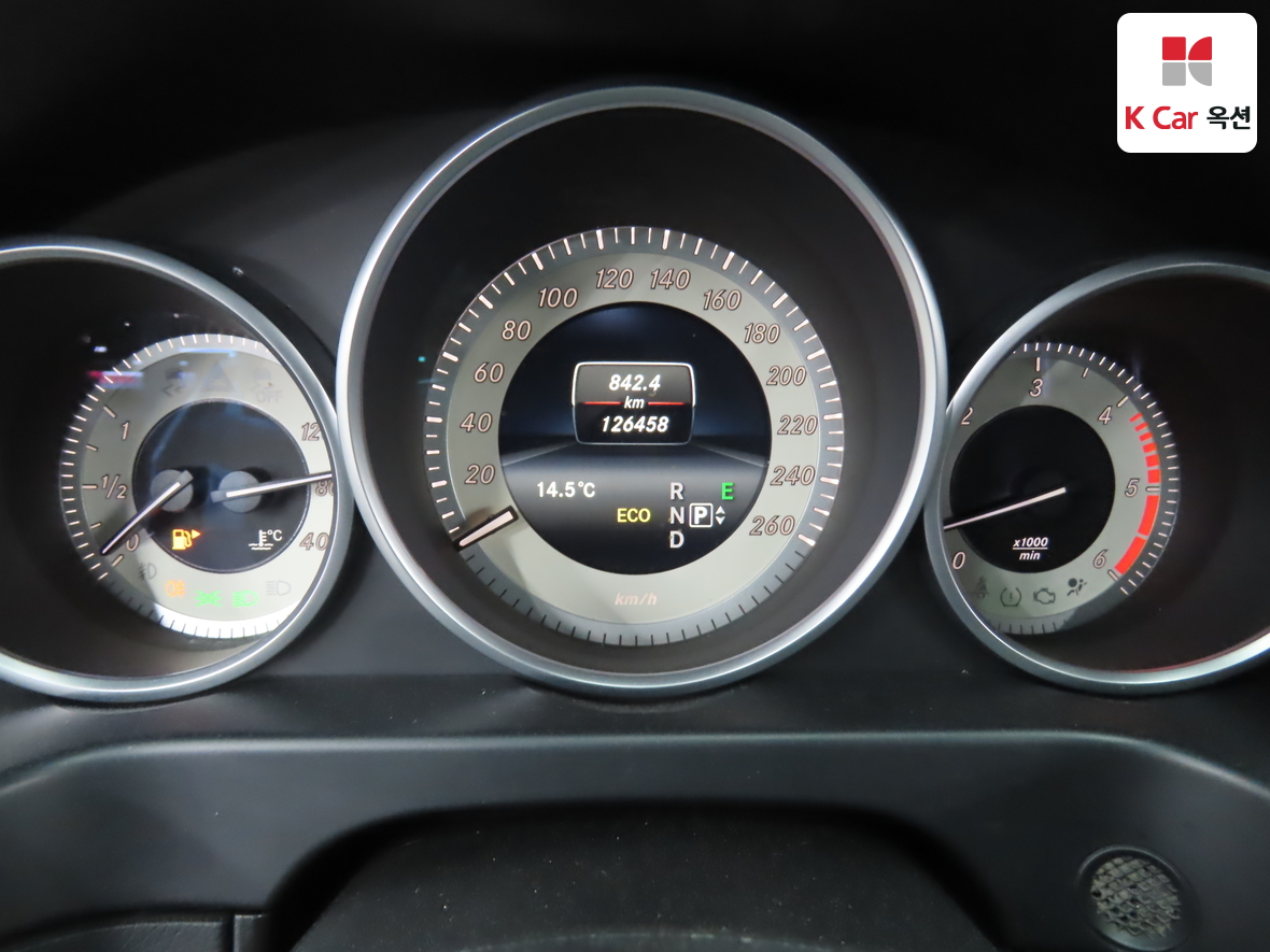 مرسيدس بنز إي كلاس - 5