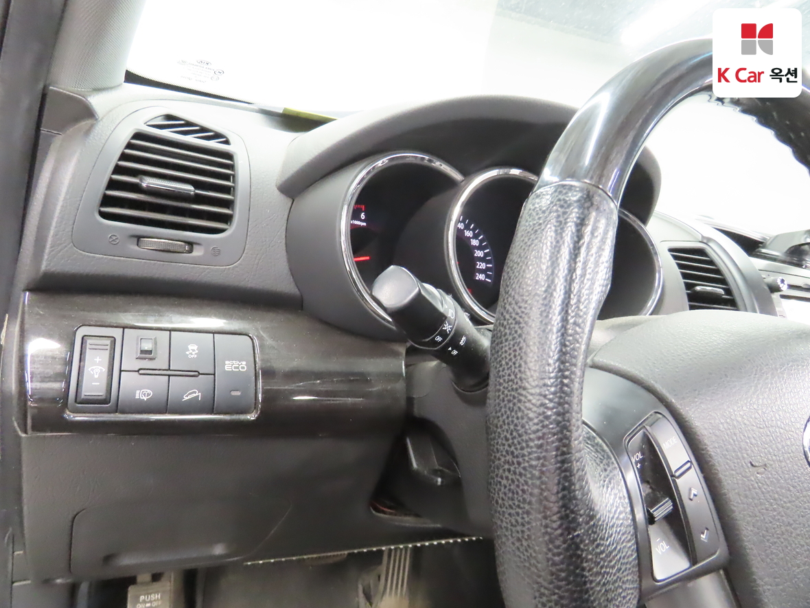 Kia Sorento - 9