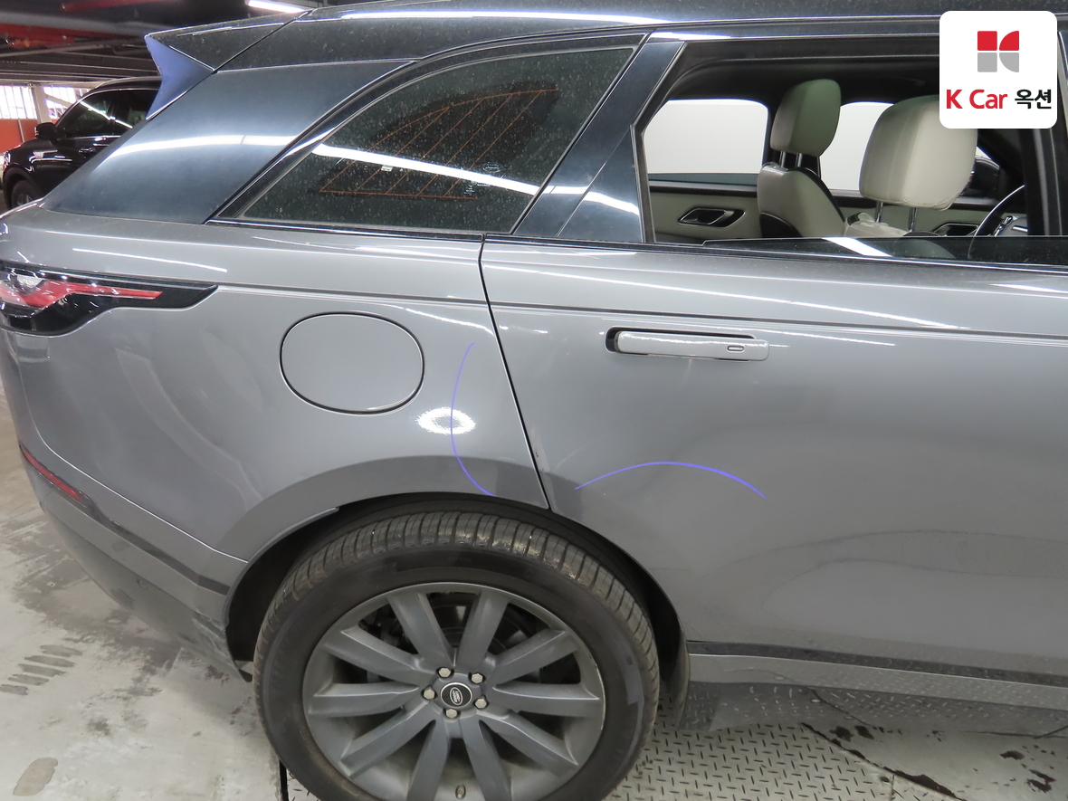 LAND-ROVER 레인지로버 벨라 - 45