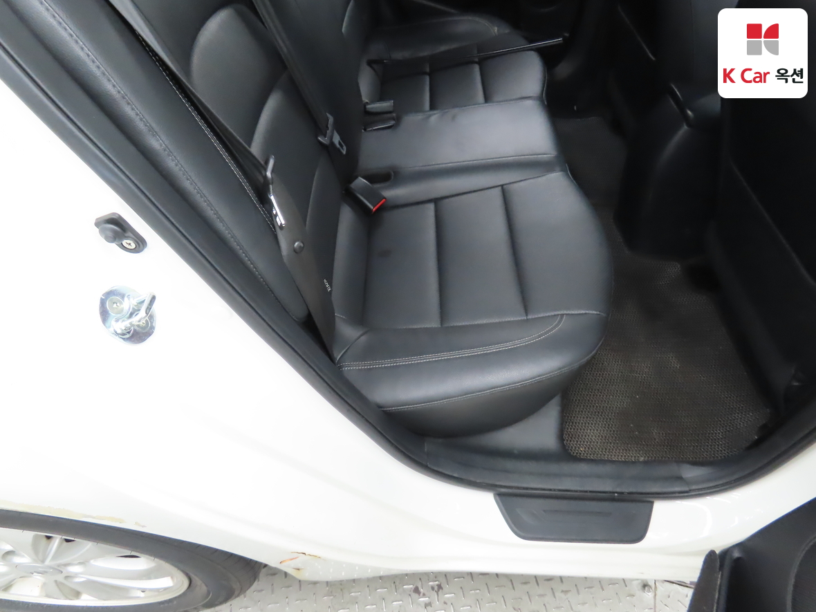 Kia K3 - 26