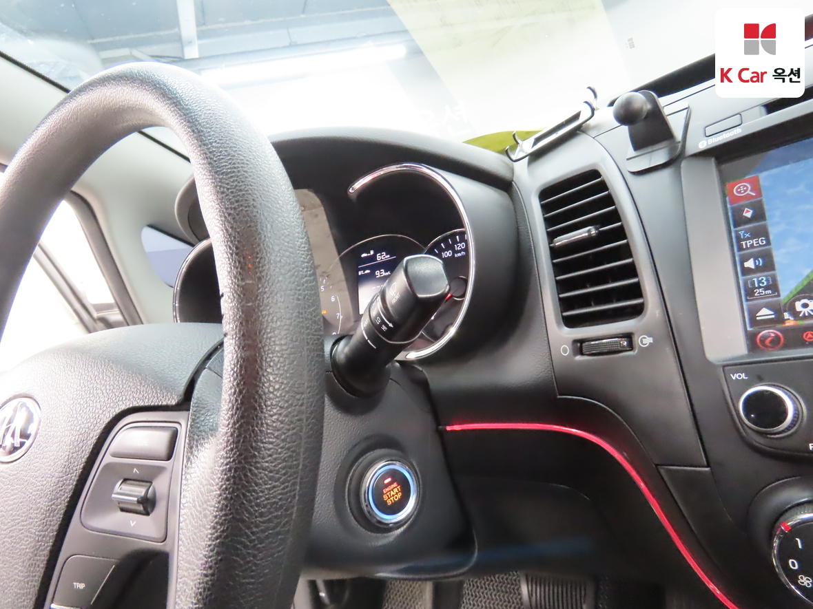 Kia K3 - 11