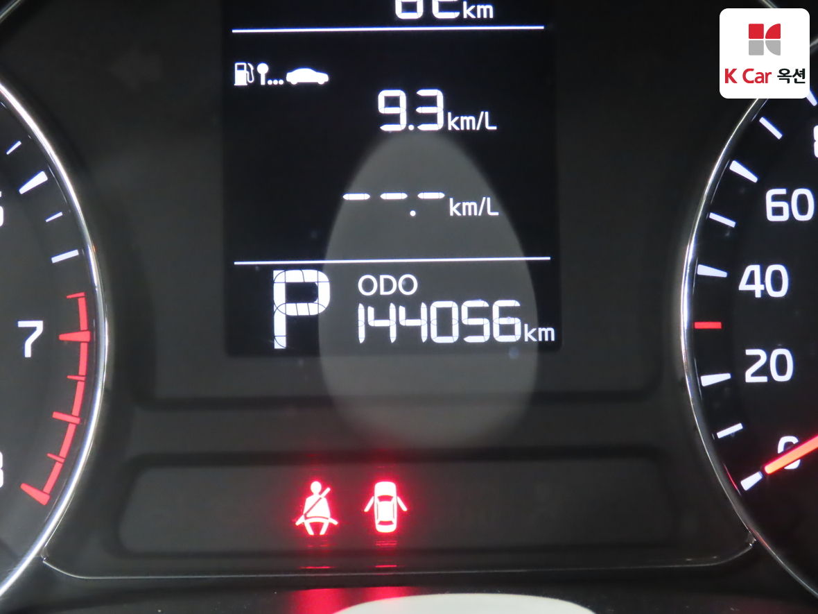 Kia K3 - 4