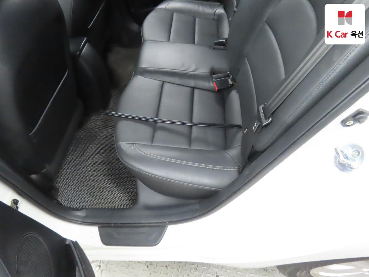 Kia K3 - 22