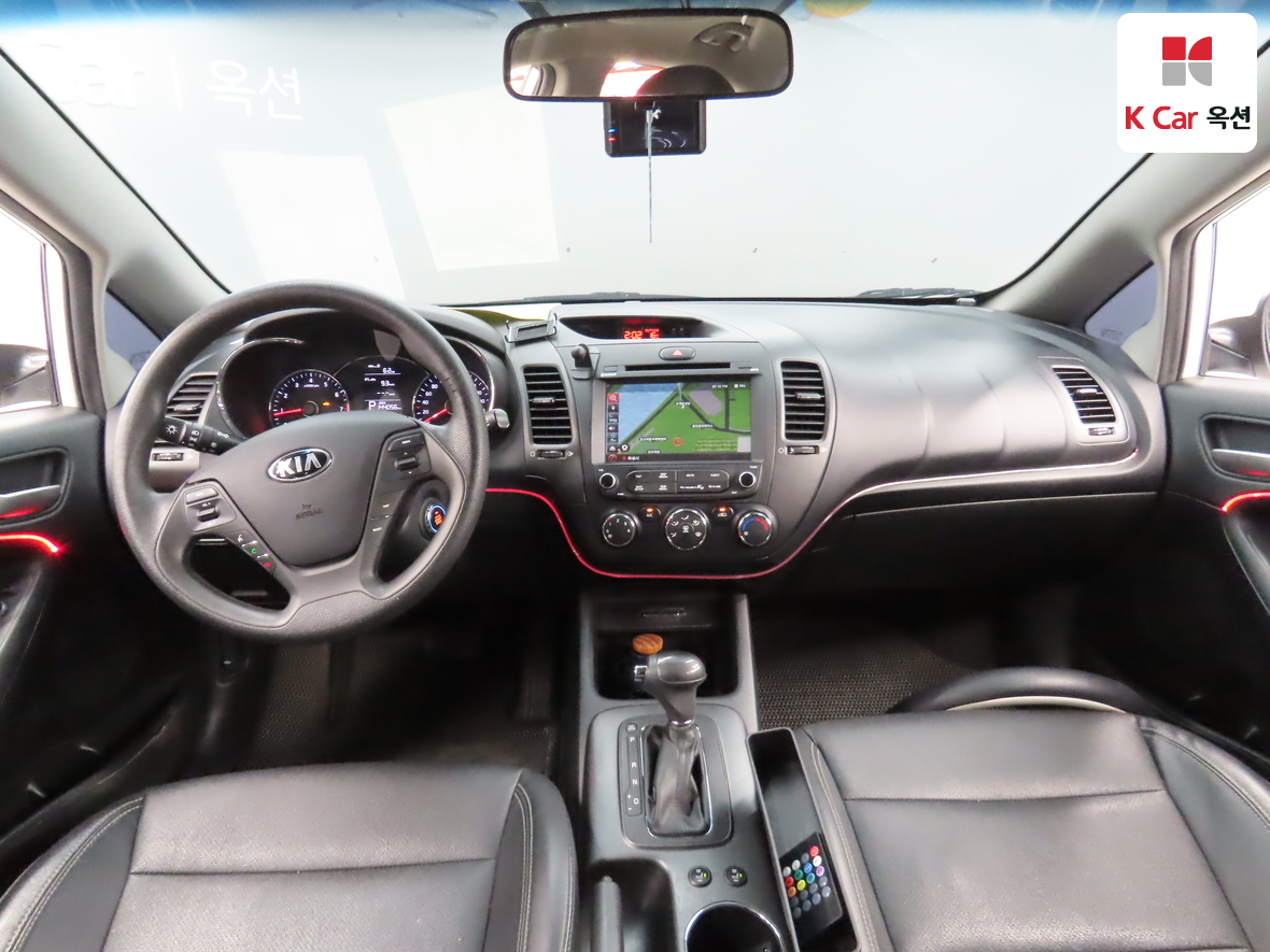 Kia K3 - 3
