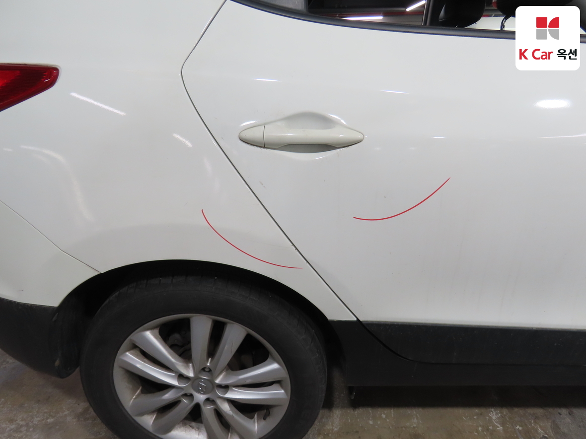 Hyundai Tucson 2011 - Image 42