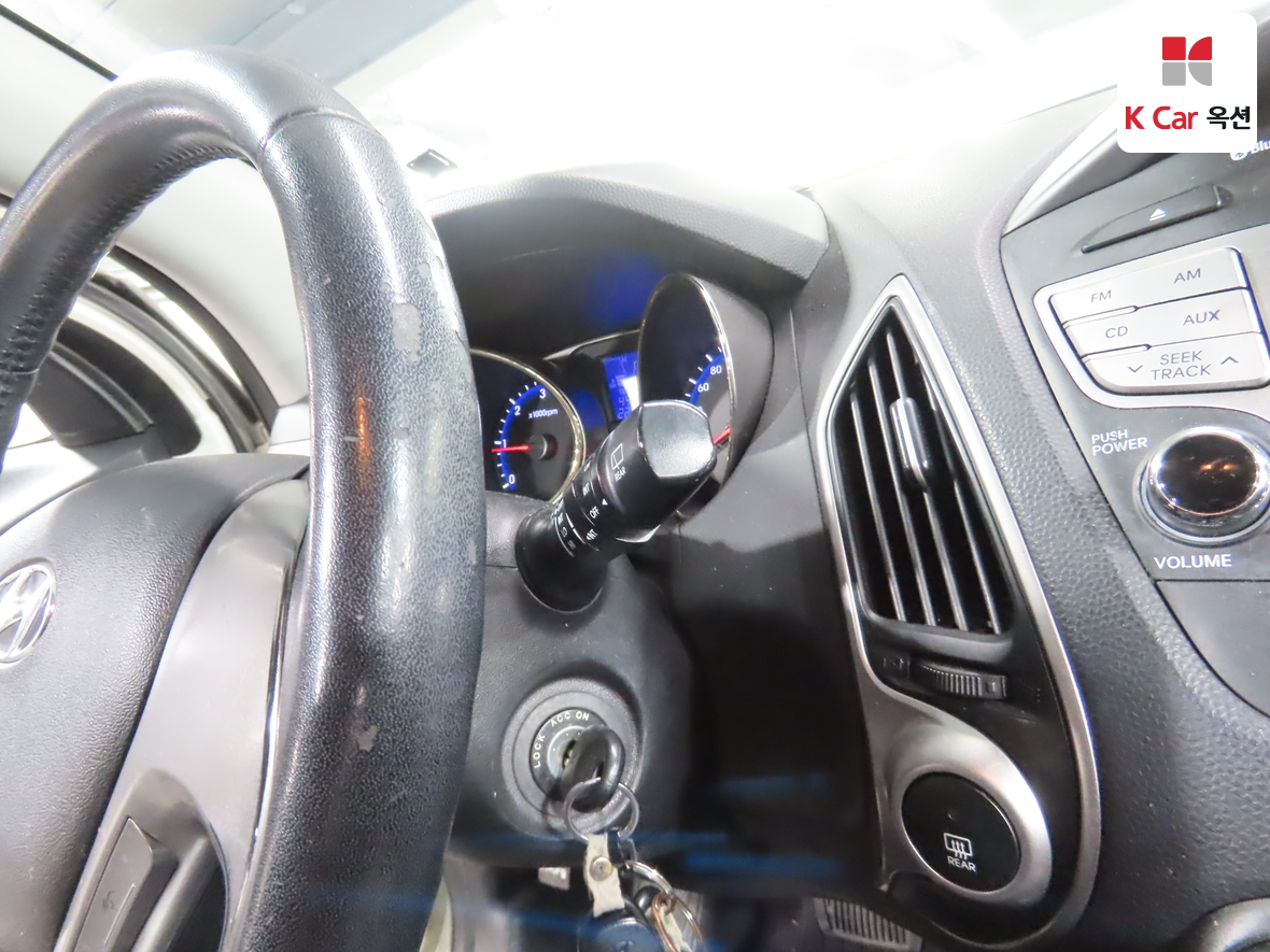 Hyundai Tucson 2011 - Image 11