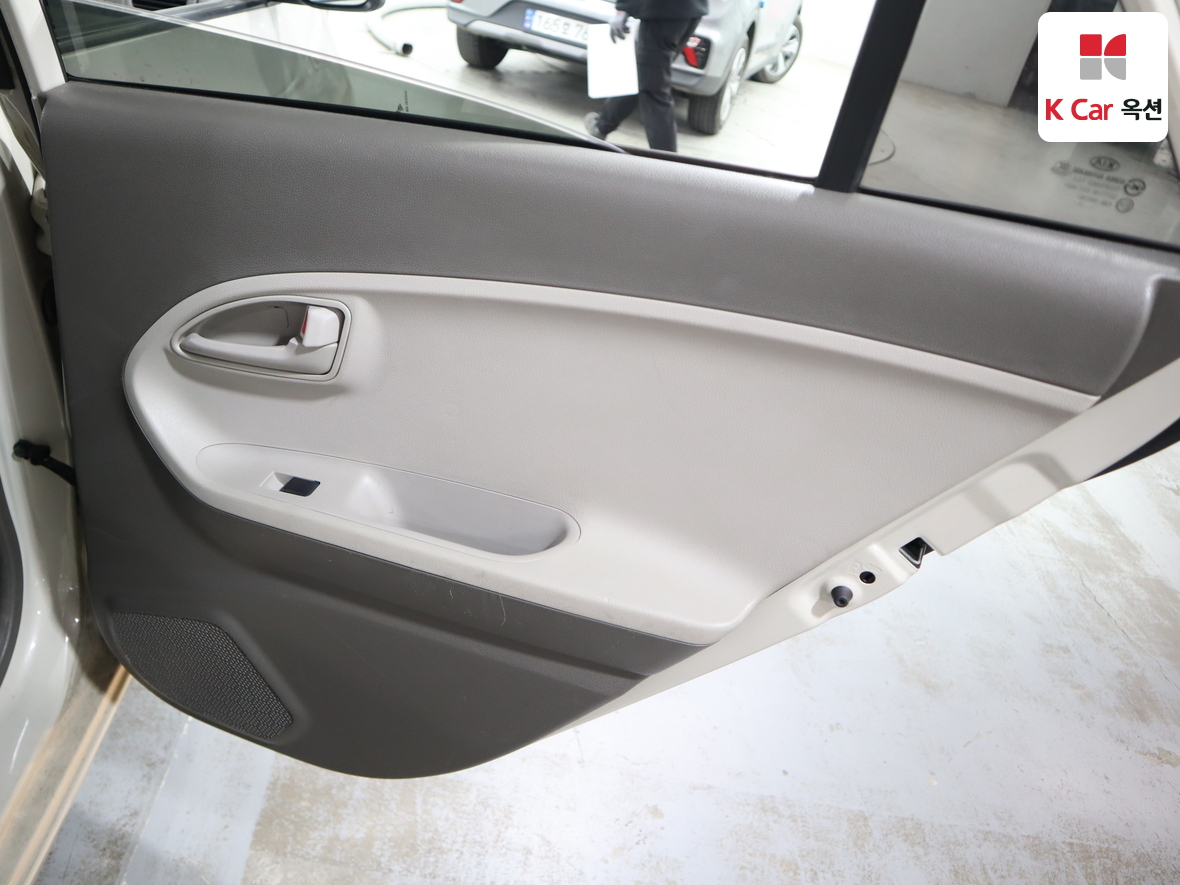 Kia Morning 2012 - Image 24