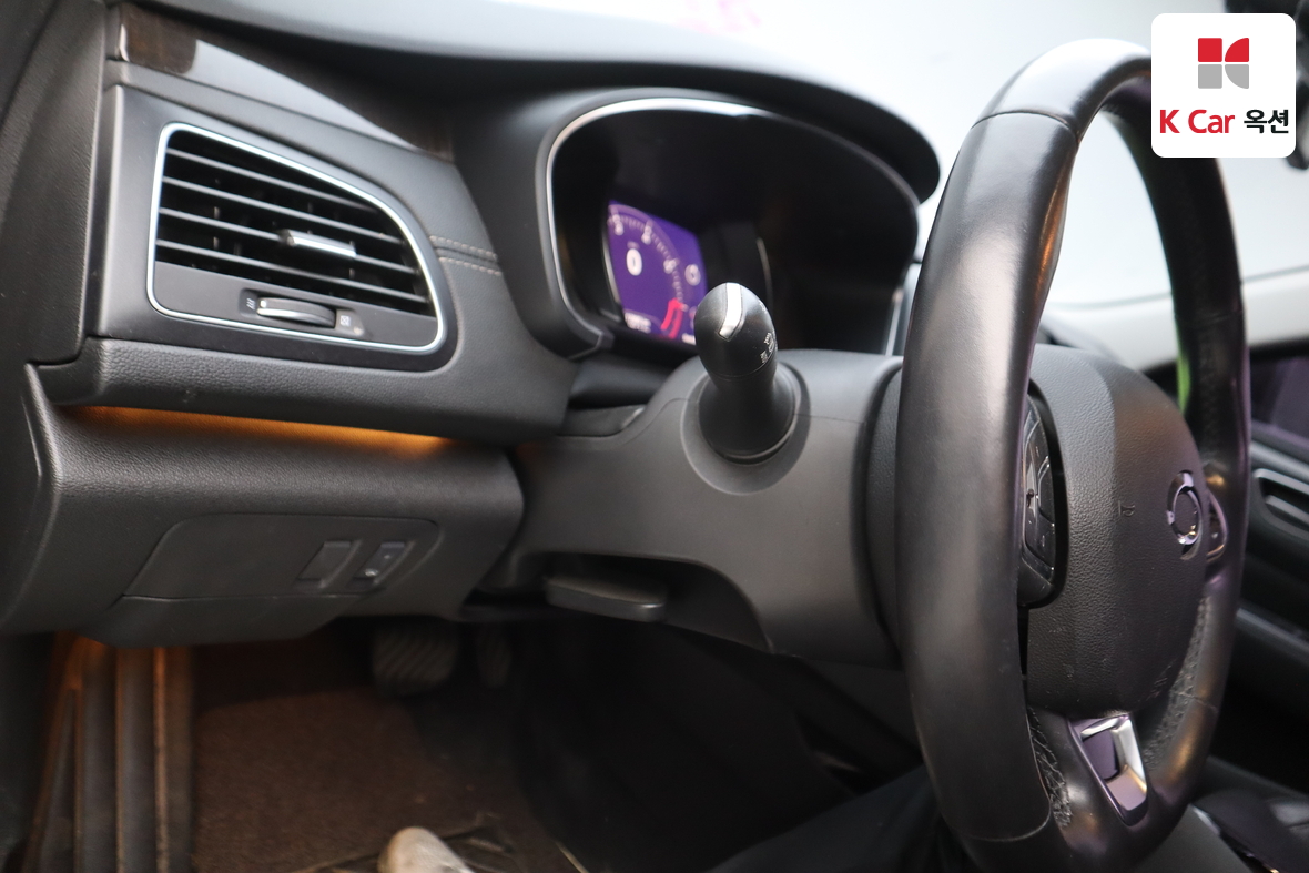 Renault Samsung SM6 - 9