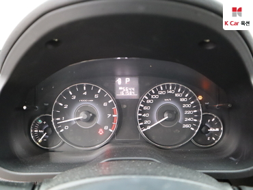 2011 - subaru legacy
