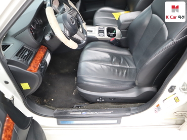2011 - subaru legacy