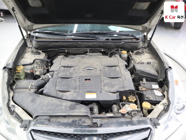 2011 - subaru legacy