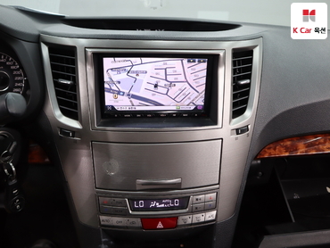 2011 - subaru legacy