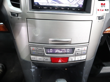 2011 - subaru legacy