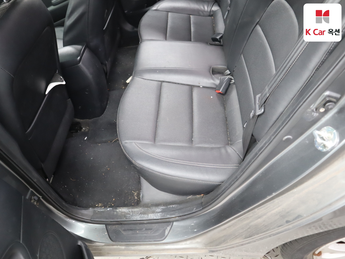 Kia K3 2015 - Image 22