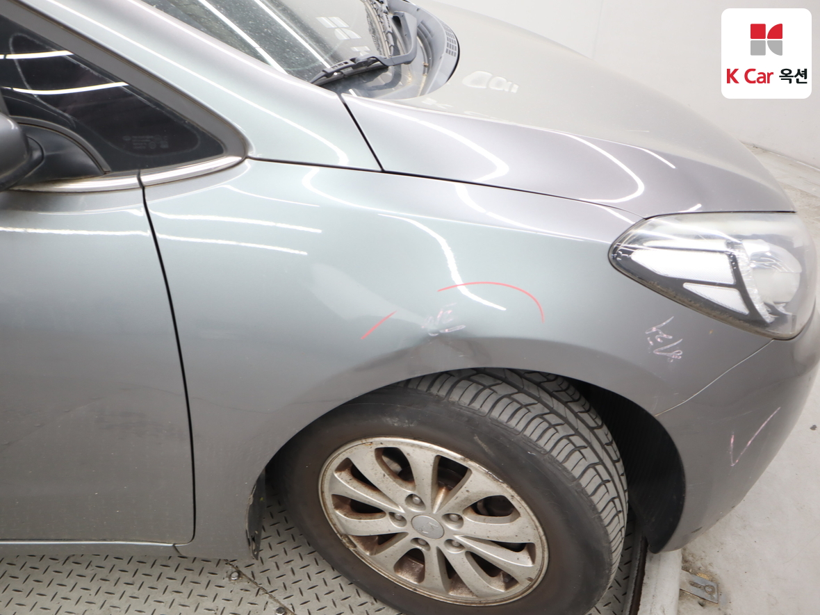 Kia K3 2015 - Image 40