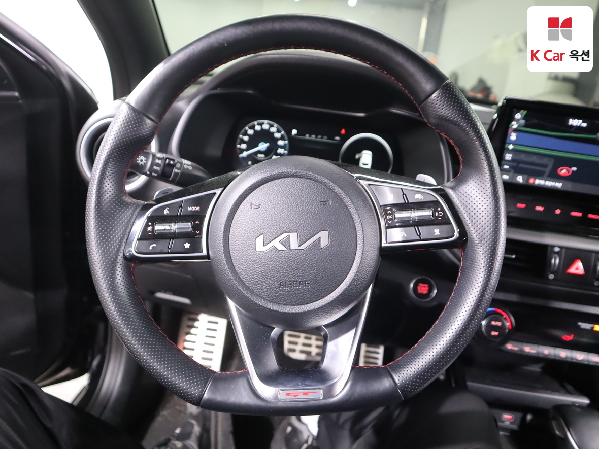 Kia K3 2022 - Image 10