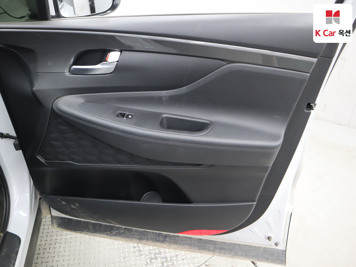 Hyundai SANTAFE - 29