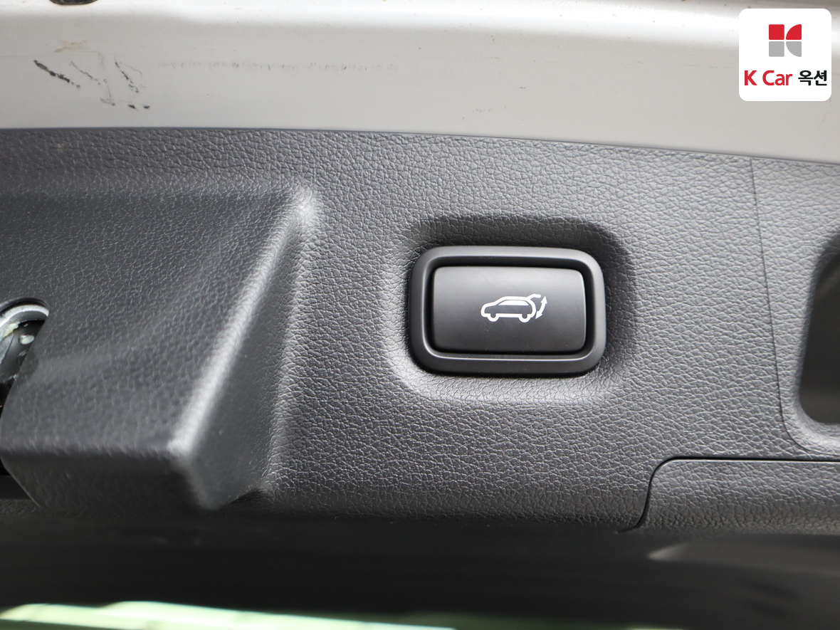 Hyundai SANTAFE - 25