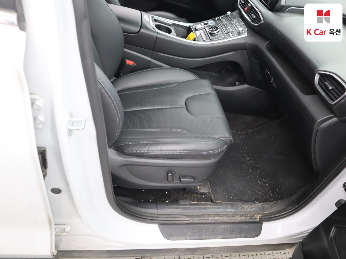 Hyundai SANTAFE - 30
