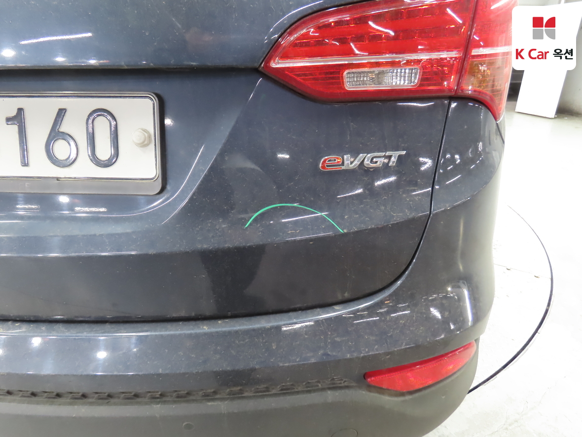 Hyundai SANTAFE - 37