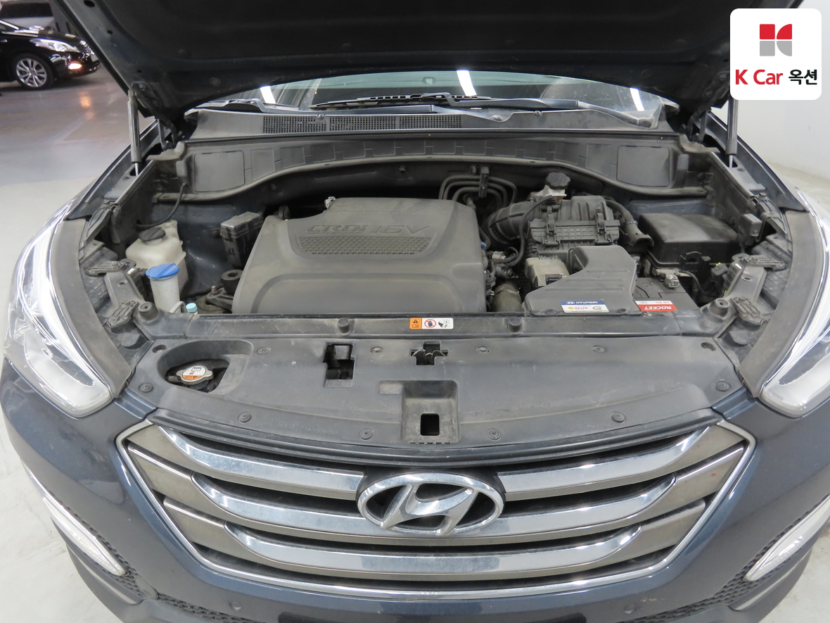 Hyundai SANTAFE - 33
