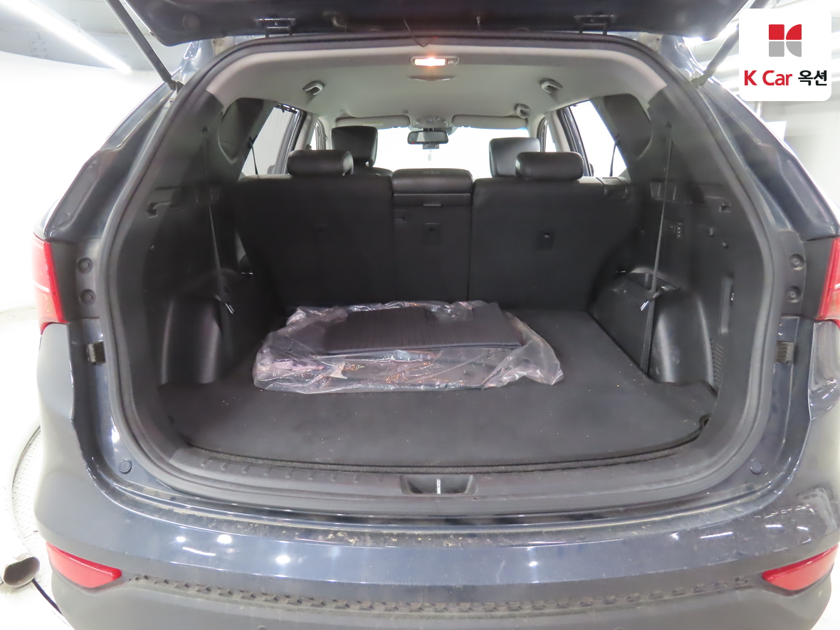 Hyundai SANTAFE - 25
