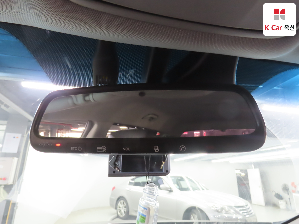 Hyundai SANTAFE - 13