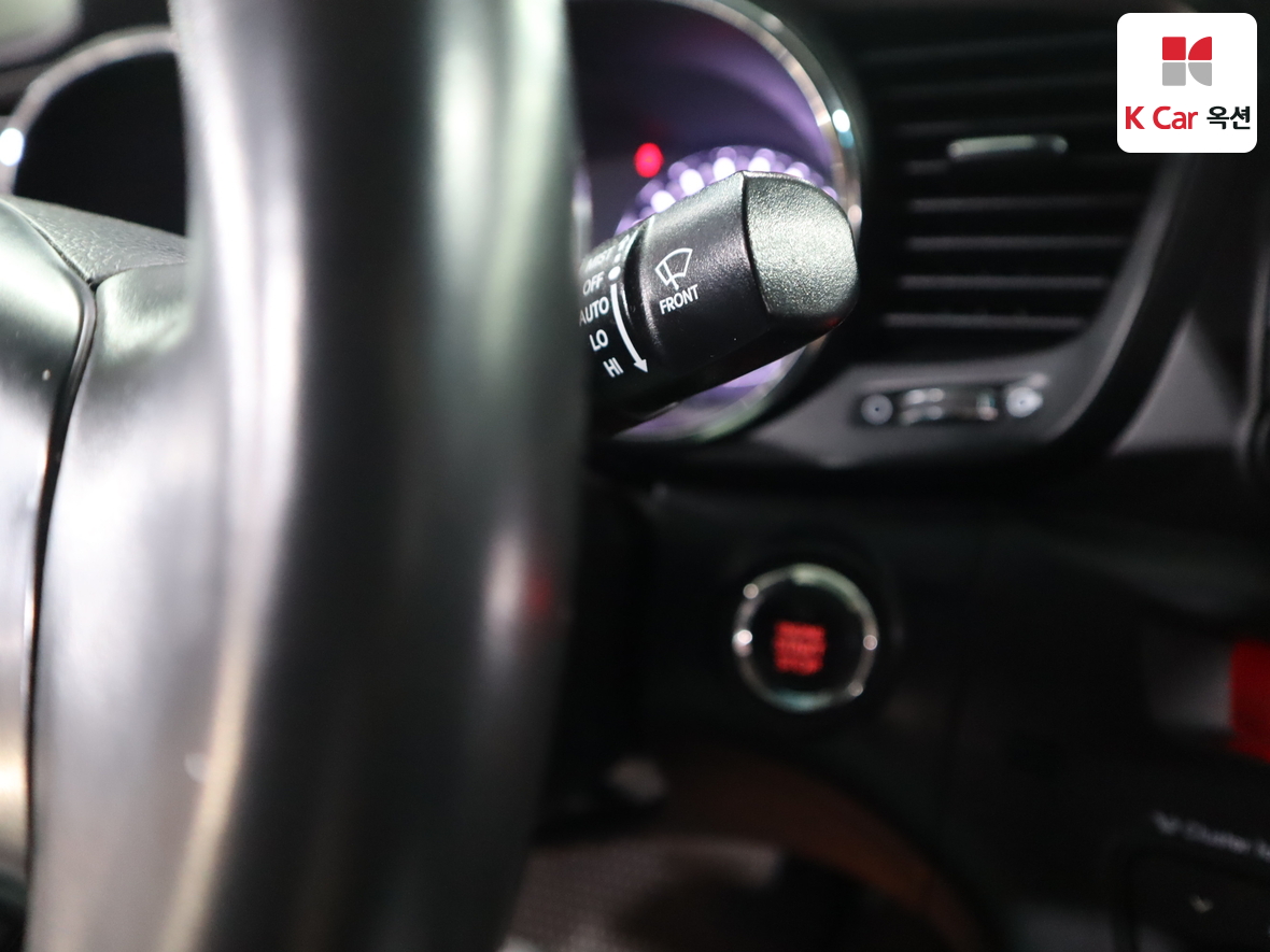 Kia K5 2013 - Image 11