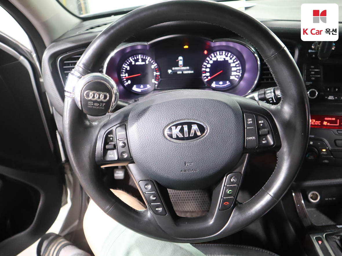 Kia K5 2013 - Image 10