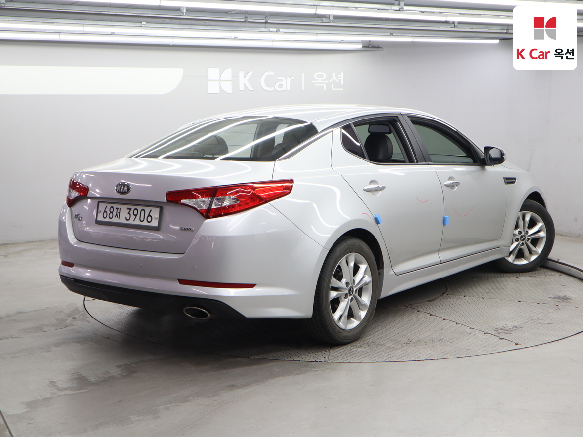 Kia K5 2013 - Image 2