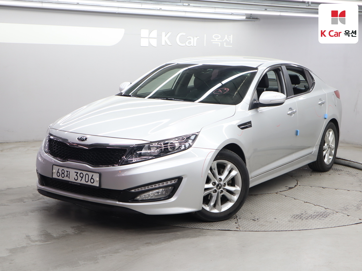 Kia K5 2013 - Image 1