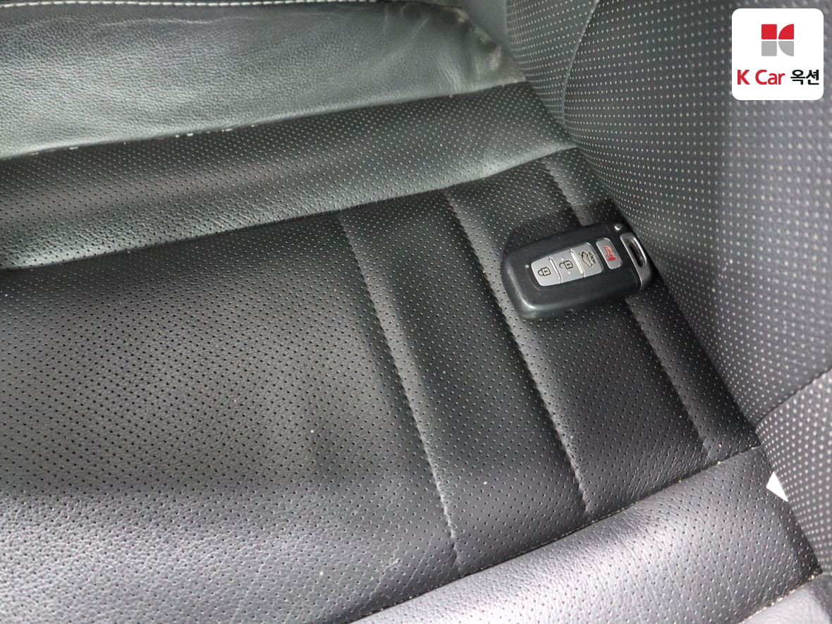 Kia K5 2013 - Image 17