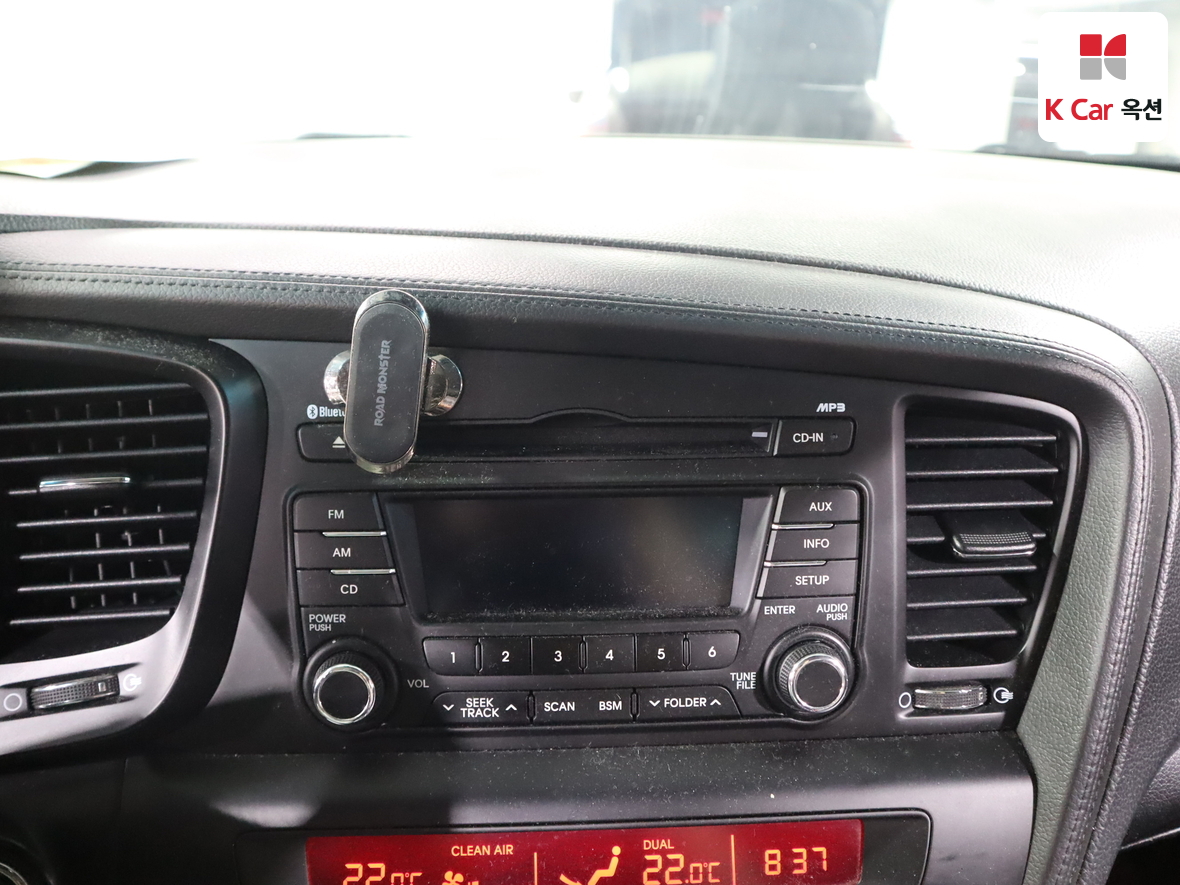 Kia K5 2013 - Image 14