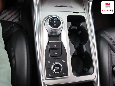 2022 - ford explorer