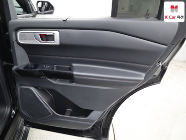 2022 - ford explorer