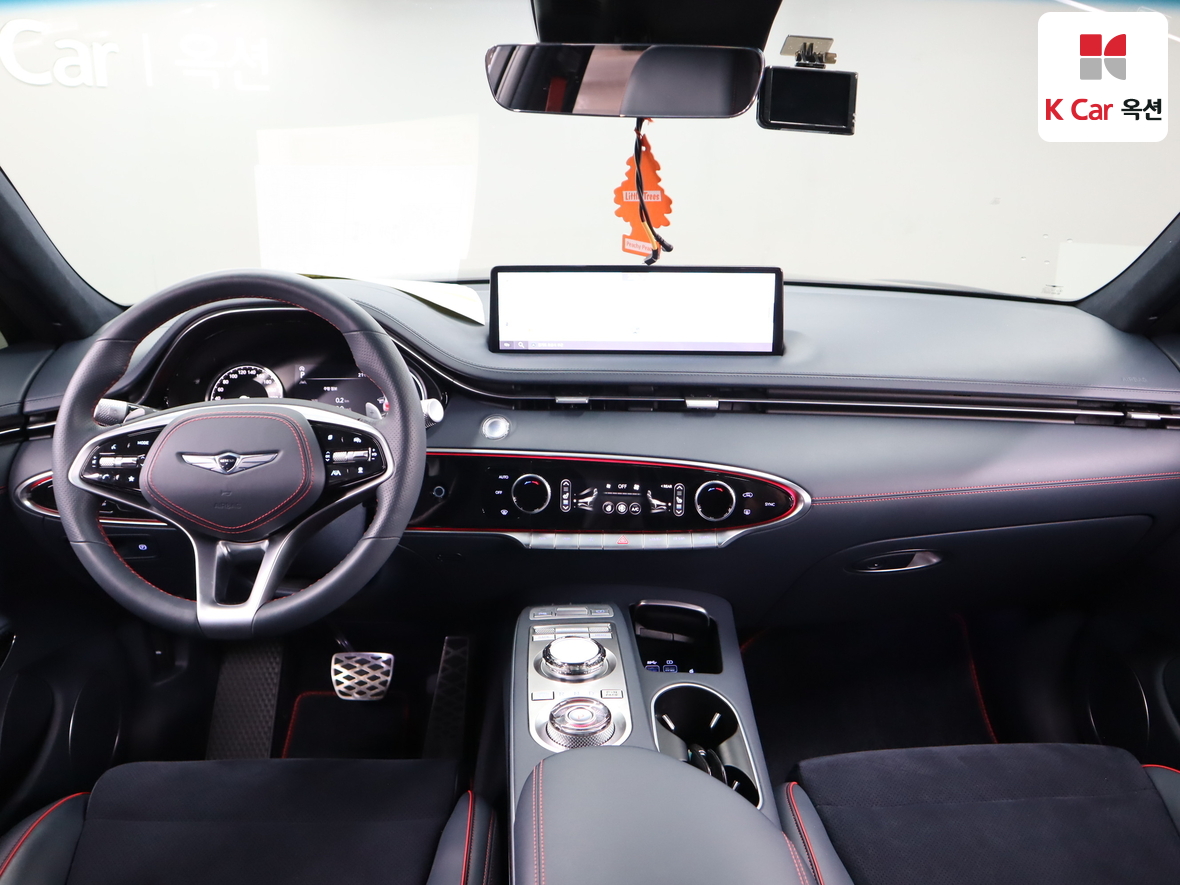 Genesis GV70 - 3