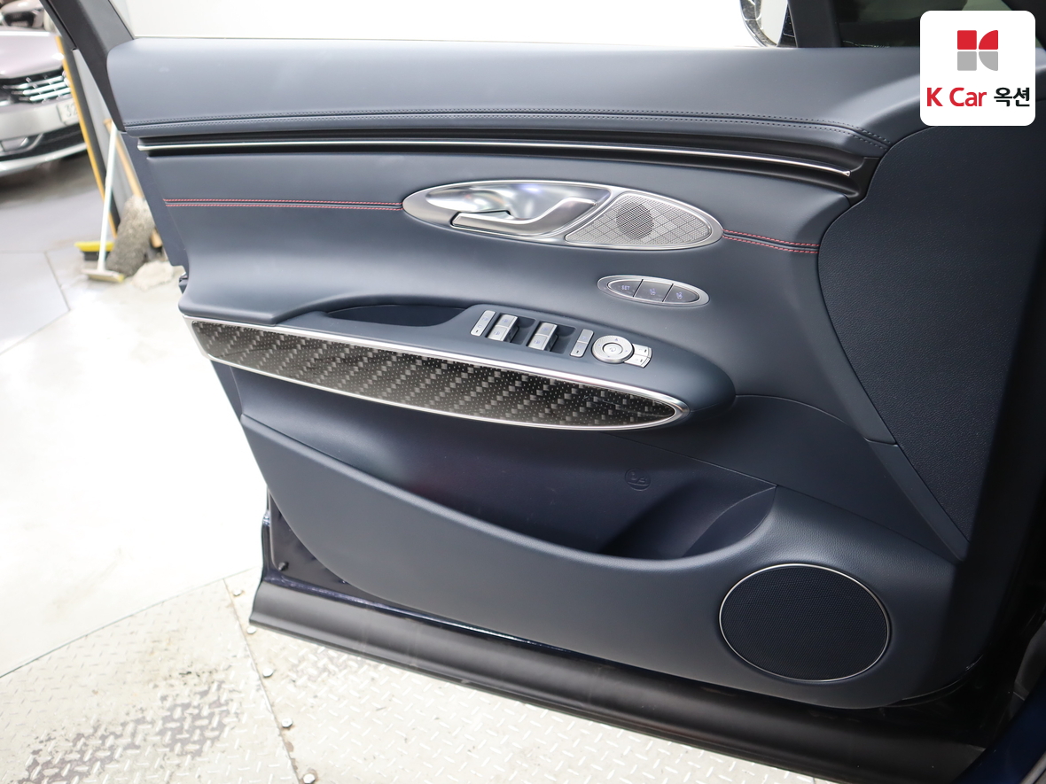 Genesis GV70 - 8