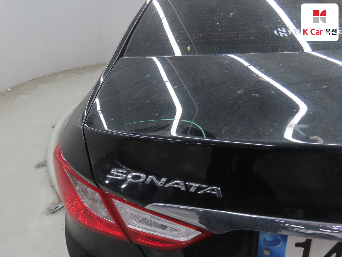 Hyundai Sonata 2010 - Image 37