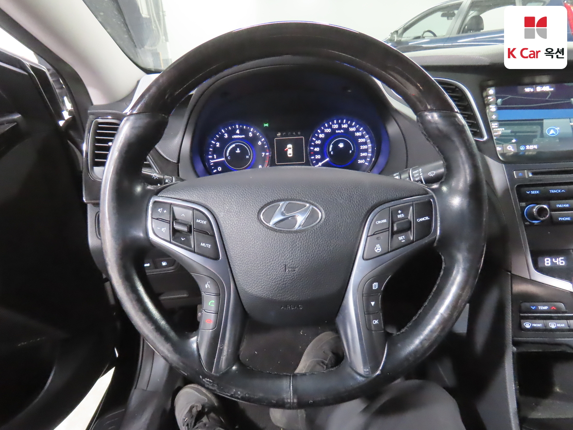Hyundai Grandeur 2015 - Image 10