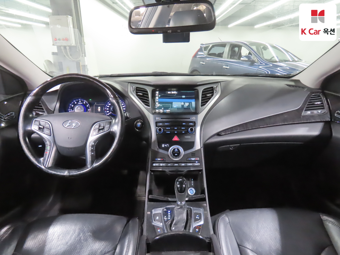 Hyundai Grandeur 2015 - Image 3